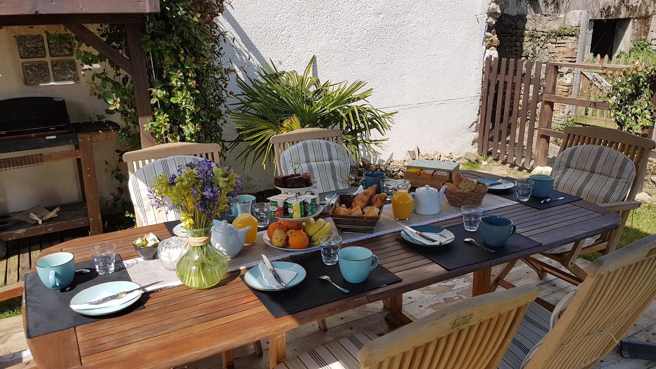 Bed and Breakfast La Belmontaise Beaumont-sur-Sarthe Zewnętrze zdjęcie