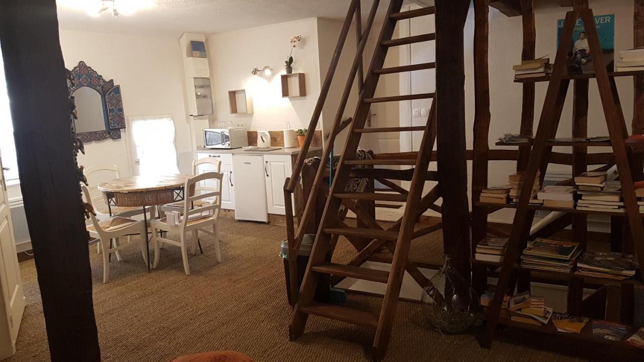 Bed and Breakfast La Belmontaise Beaumont-sur-Sarthe Zewnętrze zdjęcie