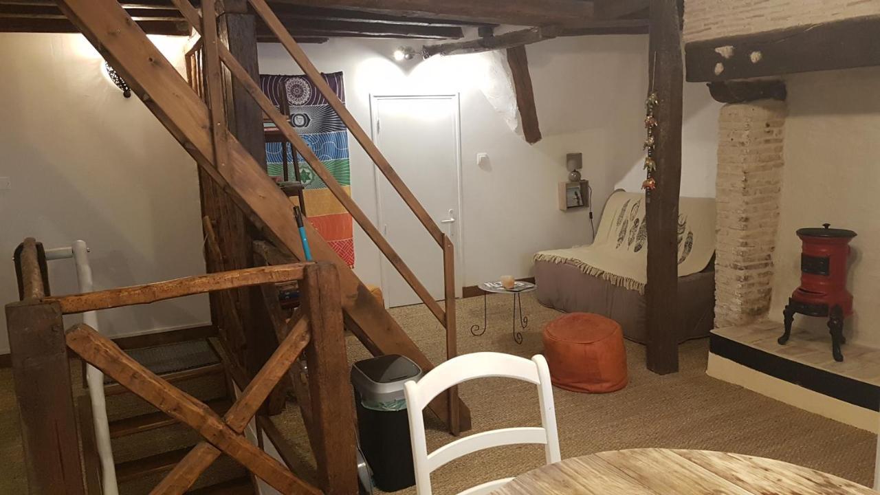 Bed and Breakfast La Belmontaise Beaumont-sur-Sarthe Zewnętrze zdjęcie